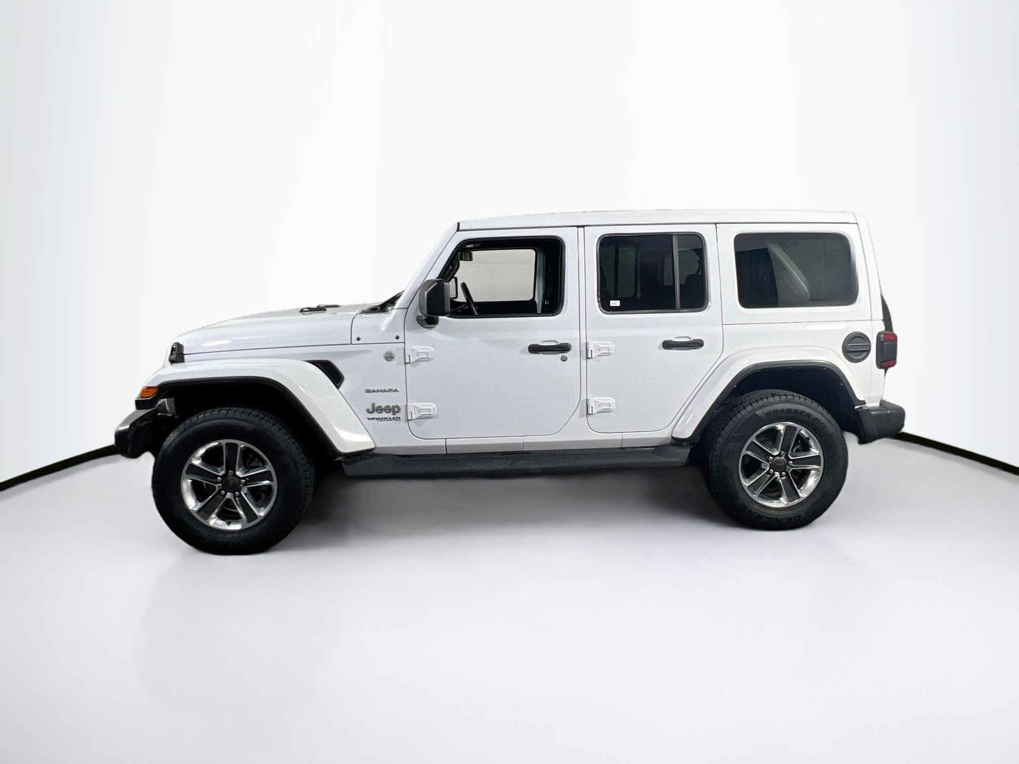 Used 2021 Jeep Wrangler Unlimited Sahara AWD/4WD image 8