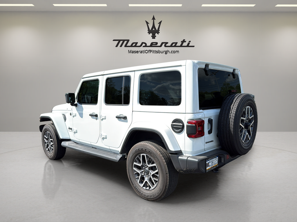 Used 2026 Jeep Wrangler Unlimited Sahara AWD/4WD image 7