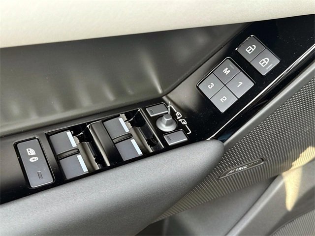 New 2026 Land Rover Range Rover Velar S image 15