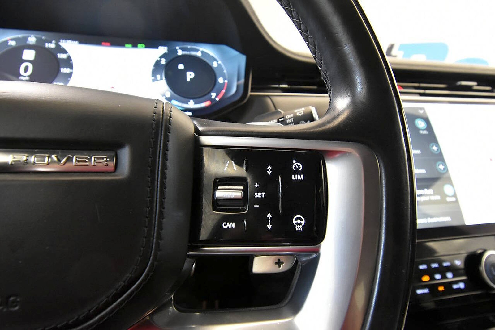 Used 2023 Land Rover Range Rover SE AWD/4WD image 28