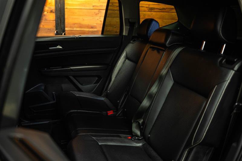 Used 2021 Volkswagen Atlas SE w/ Towing Package FWD image 11