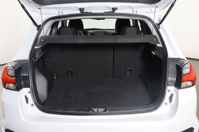 Used 2023 Mitsubishi Outlander Sport ES AWD/4WD image 16