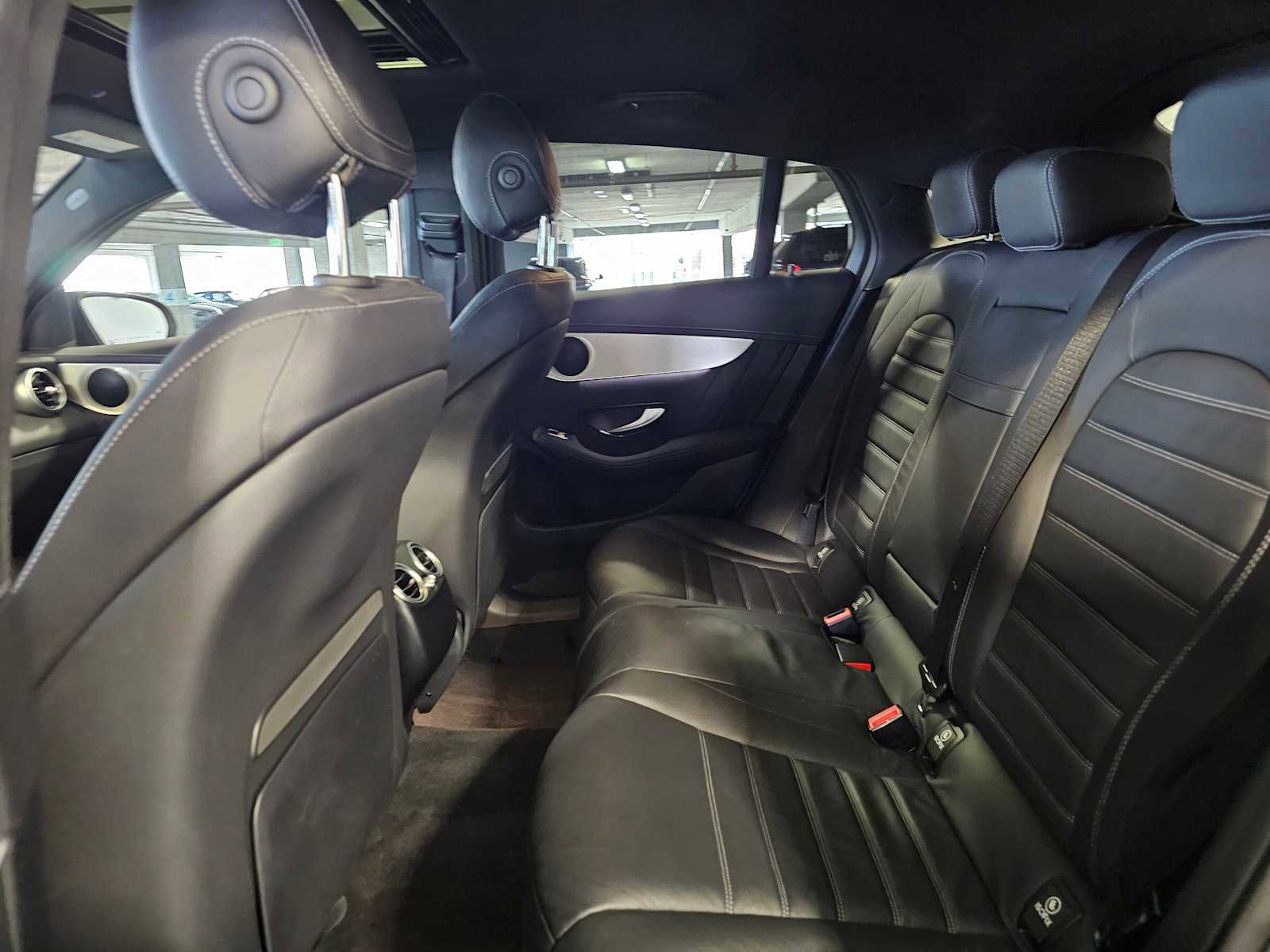 Used 2022 Mercedes-Benz GLC 43 AMG 4MATIC Coupe image 31