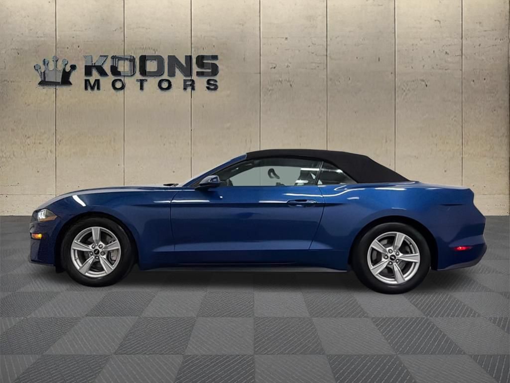 Used 2022 Ford Mustang Convertible RWD image 5