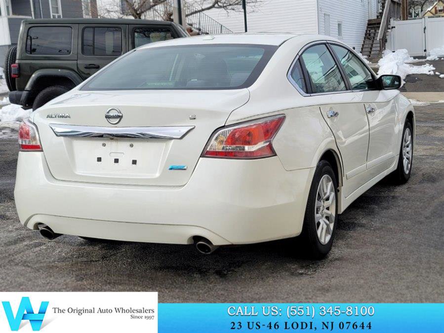 Used 2014 Nissan Altima 2.5 S w/ Display Audio Package image 6