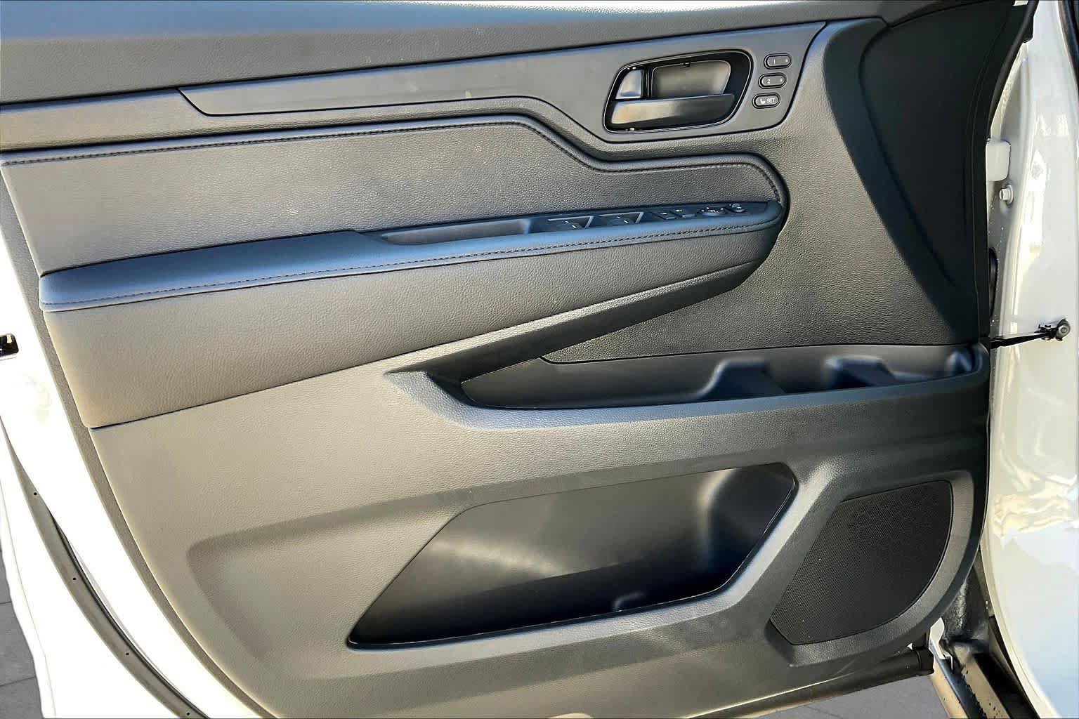 New 2027 Honda Odyssey EX-L image 10
