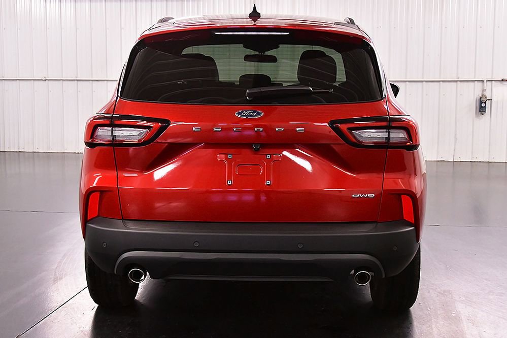 Used 2025 Ford Escape ST-Line w/ Tech Pack #1 image 7