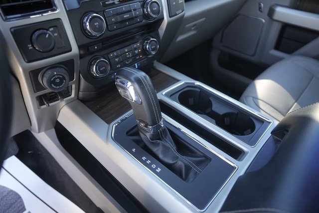 Used 2017 Ford F150 Lariat image 27