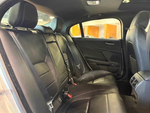 Used 2018 Jaguar XE R-Sport image 22