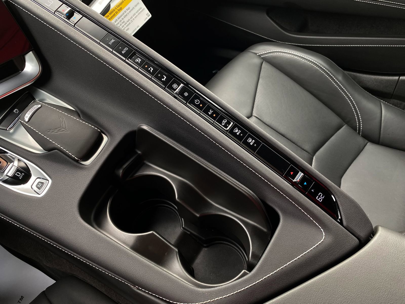 Used 2025 Chevrolet Corvette Stingray Coupe w/ 1LT image 28