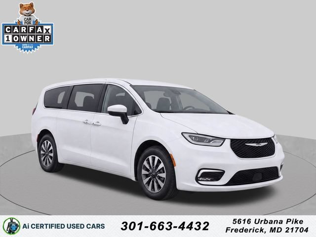Used 2023 Chrysler Pacifica Touring-L