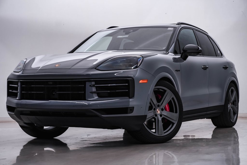 New 2026 Porsche Cayenne S