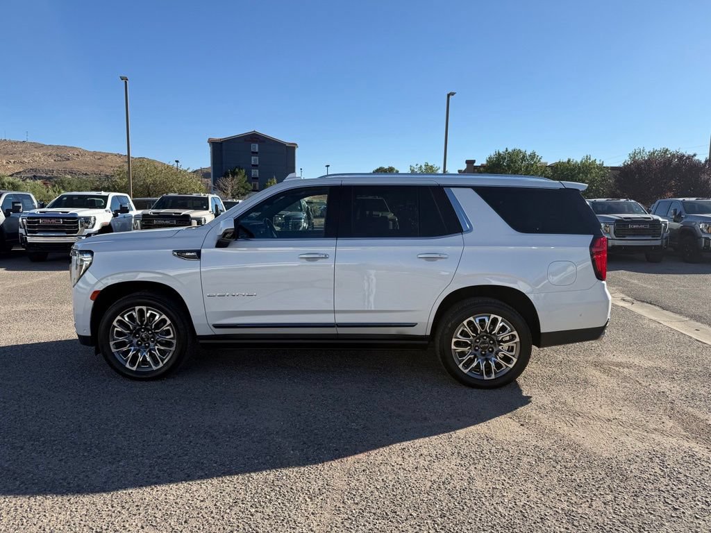 Used 2023 GMC Yukon Denali Ultimate AWD/4WD image 8