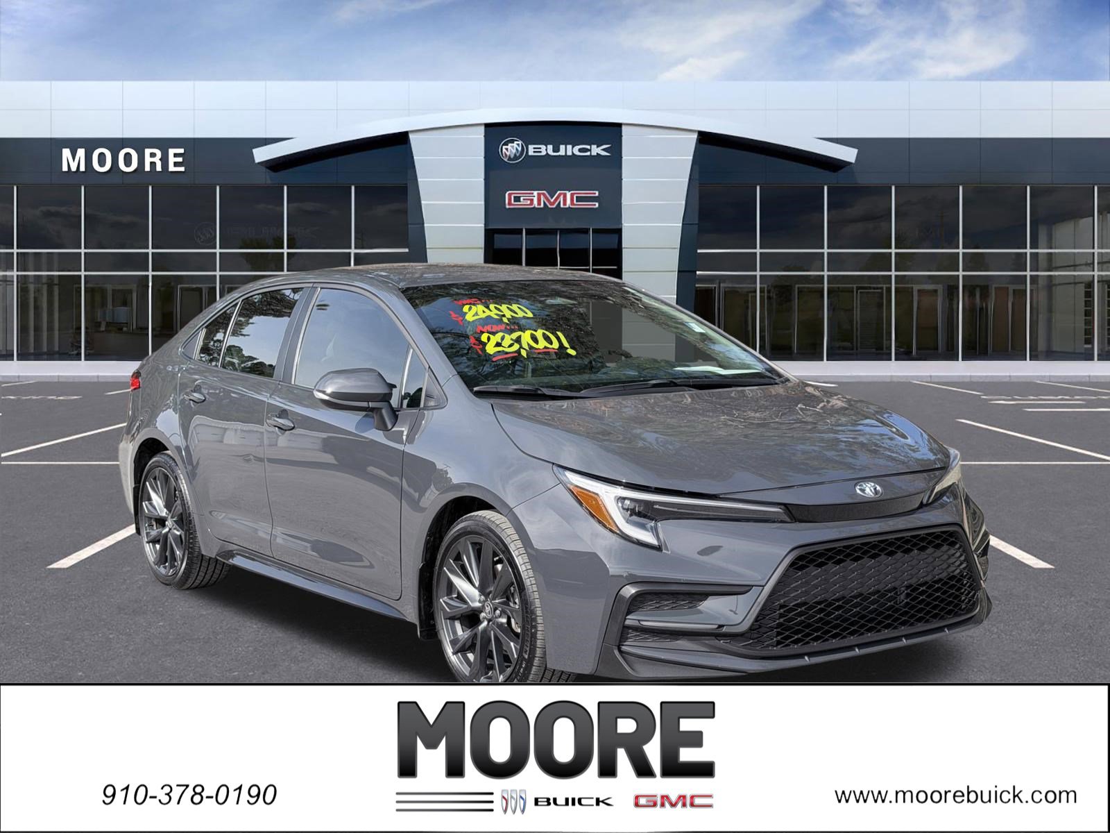 Used 2025 Toyota Corolla SE FWD image 1