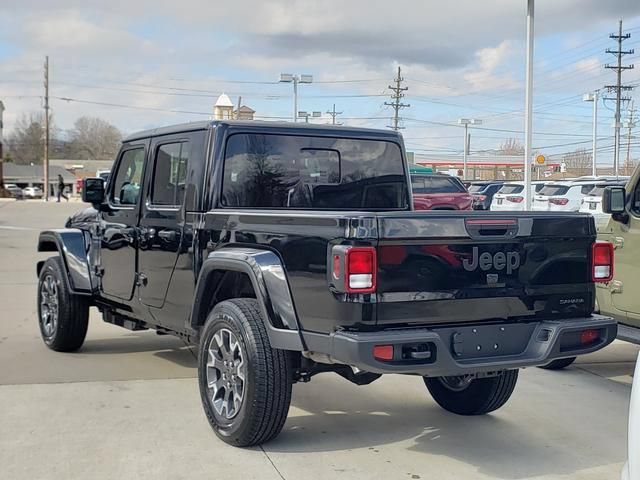 New 2026 Jeep Gladiator Sport AWD/4WD image 4