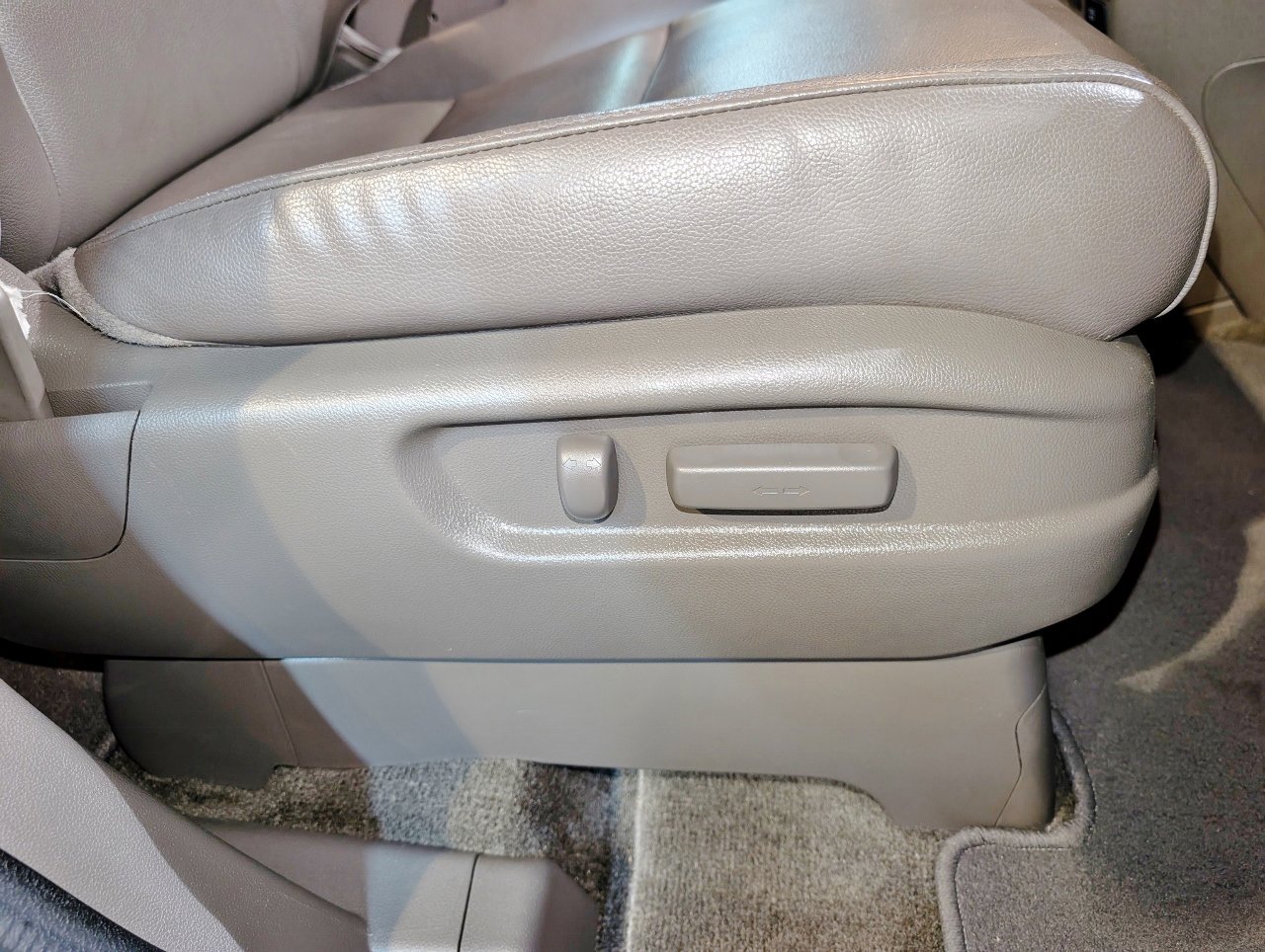 Used 2014 Honda Odyssey EX-L image 34