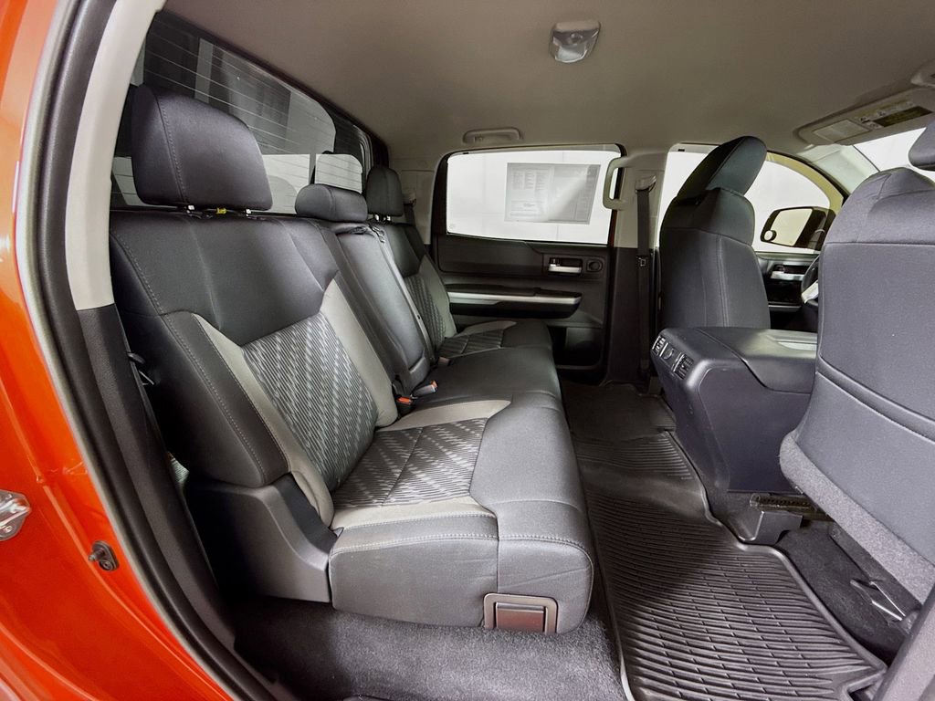Used 2018 Toyota Tundra SR5 w/ SR5 Upgrade Package image 31