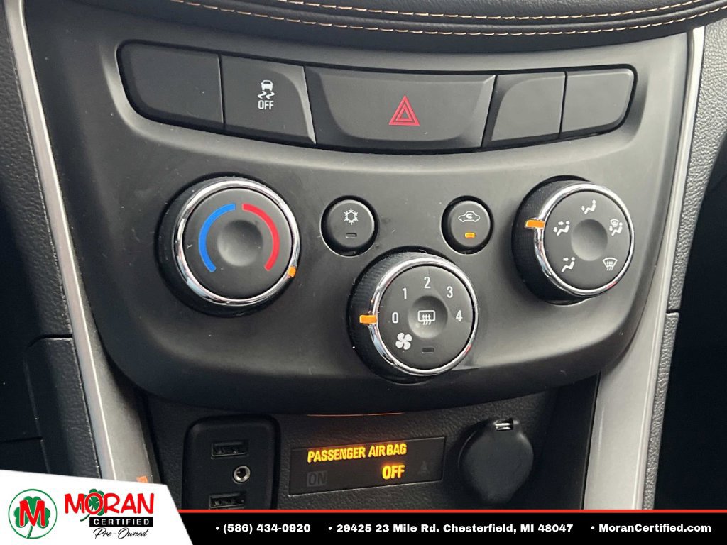 Used 2021 Chevrolet Trax LT w/ Driver Confidence Package FWD image 22