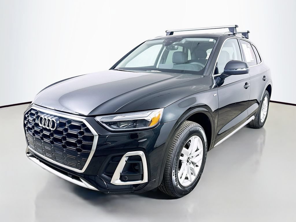 Used 2023 Audi Q5 2.0T Premium w/ Convenience Package AWD/4WD video 3