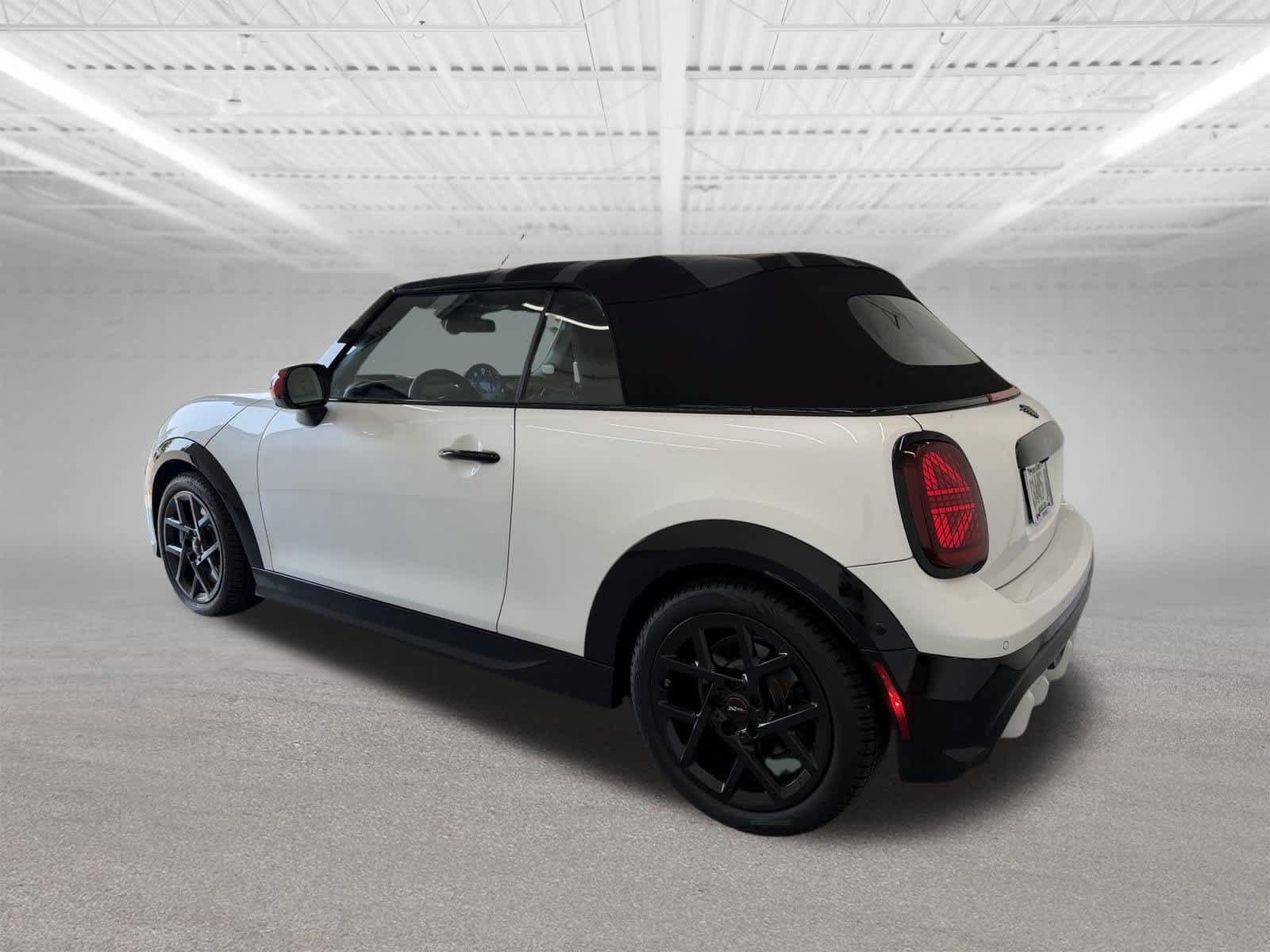 Used 2026 MINI Cooper S FWD image 3