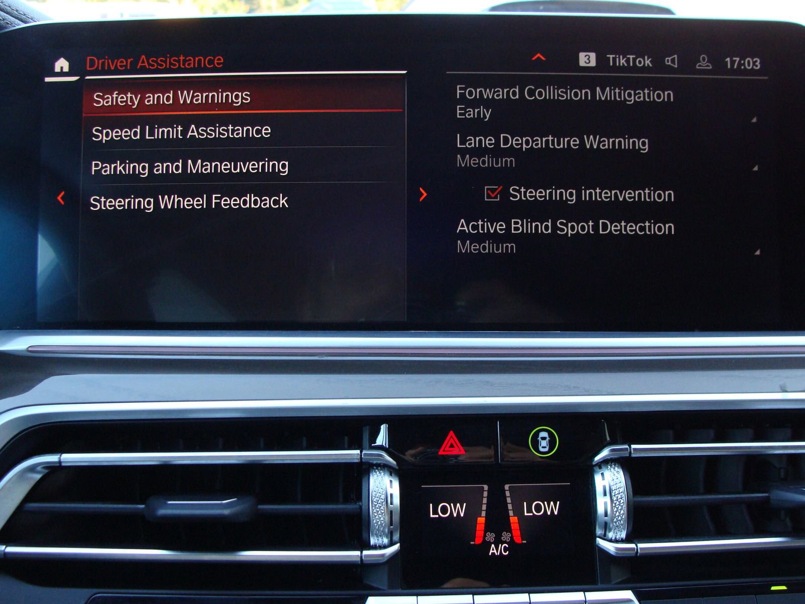 Used 2022 BMW X5 xDrive40i w/ Premium Package image 20