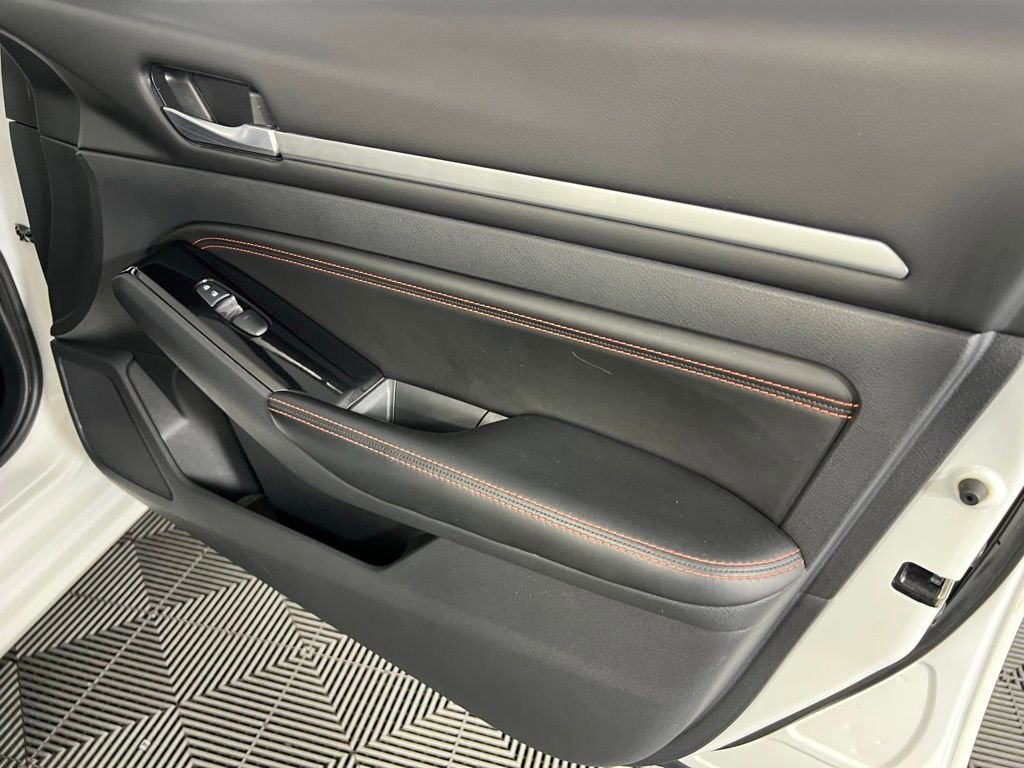 Used 2023 Nissan Altima 2.5 SR image 31