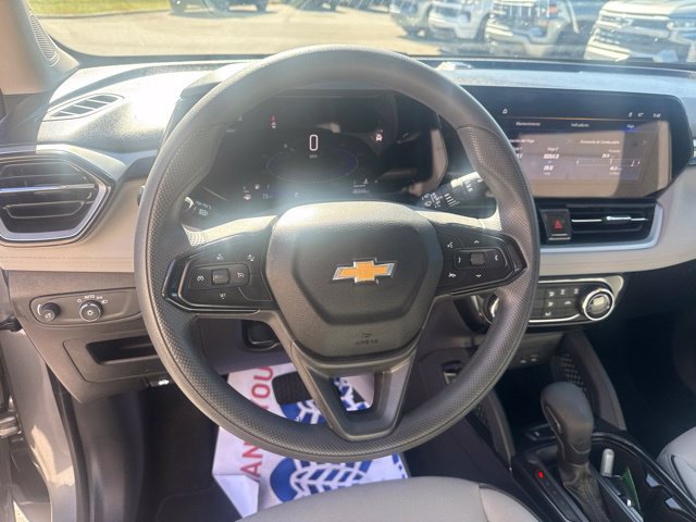 Used 2025 Chevrolet TrailBlazer LT FWD image 15