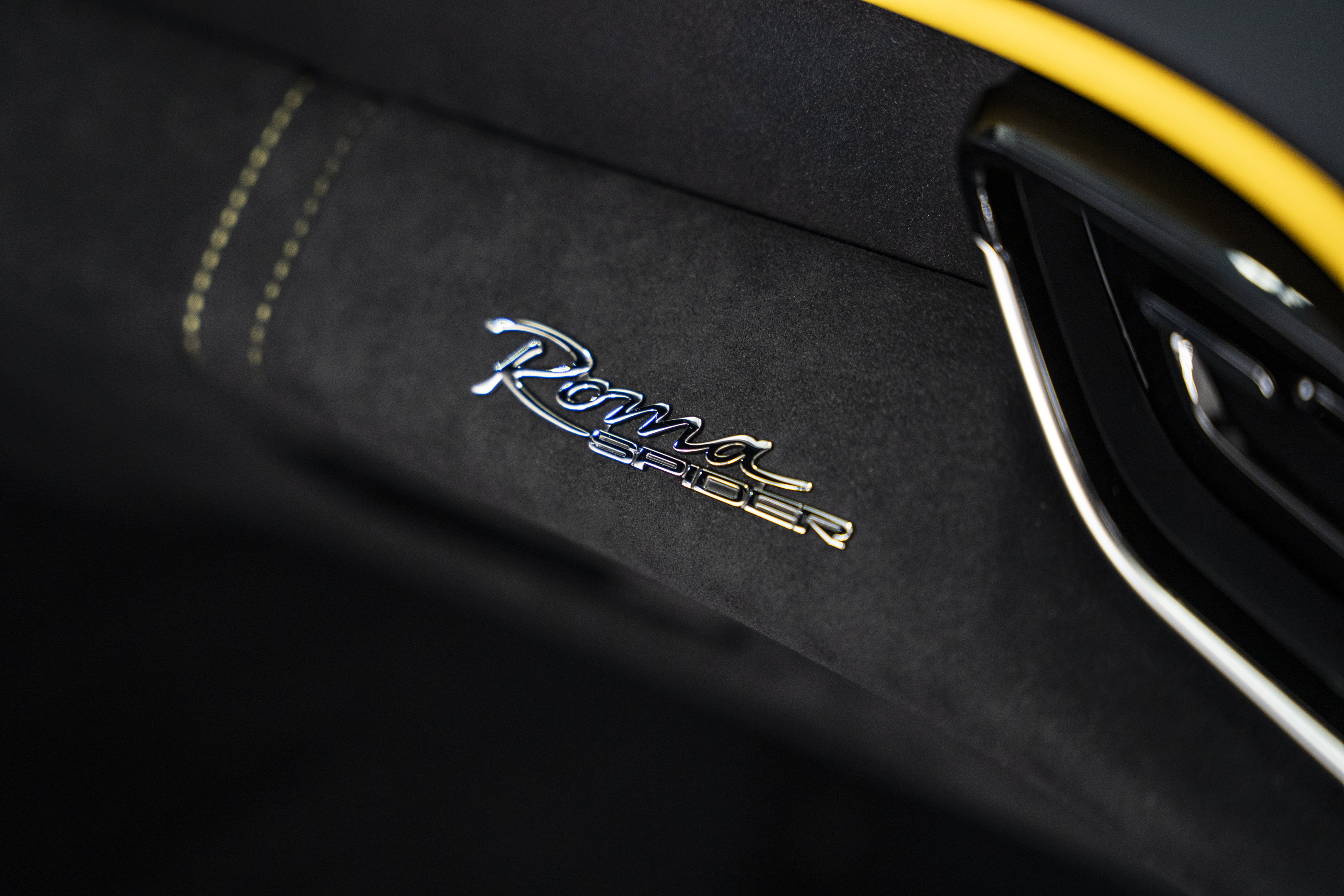 Used 2025 Ferrari Roma Spider RWD image 37