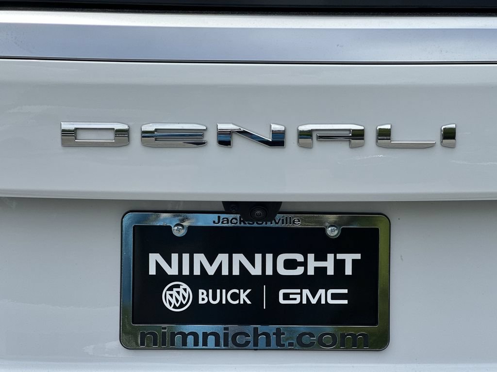 Certified 2025 GMC Yukon XL Denali AWD/4WD image 31