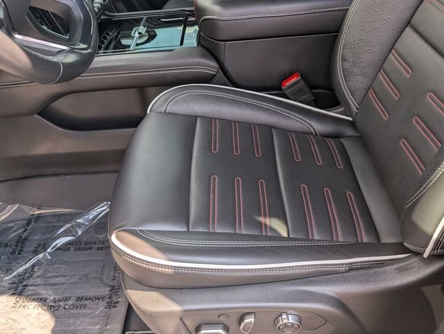 Used 2025 GMC Yukon XL AT4 Ultimate w/ LPO, Floor Liner Package AWD/4WD image 23