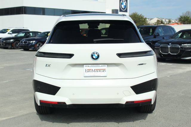 Certified 2023 BMW iX xDrive50 w/ Sport Package image 6