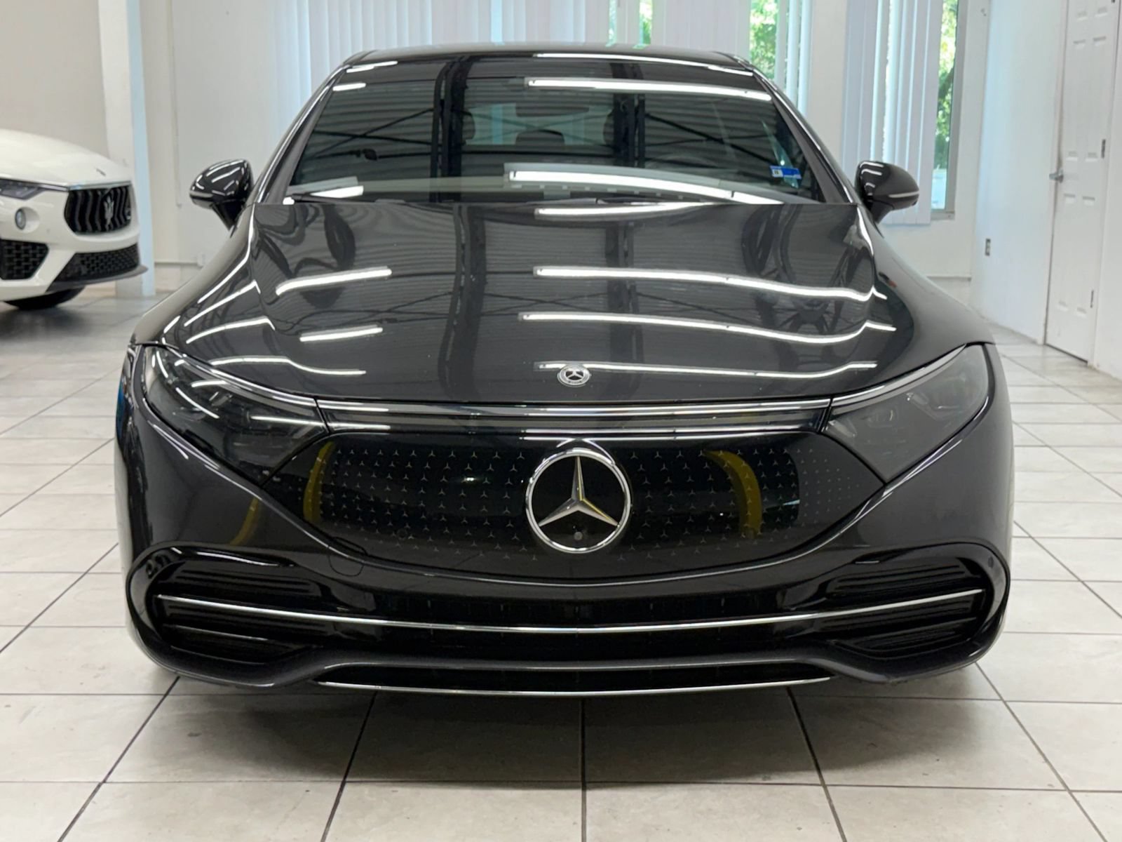 Used 2023 Mercedes-Benz EQS 450+ Sedan image 2