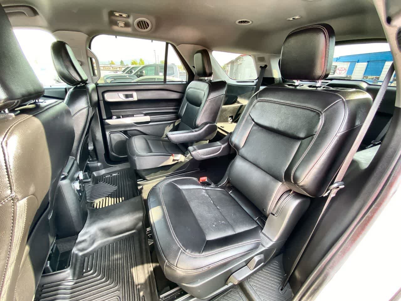 Used 2023 Ford Explorer Limited AWD/4WD image 22