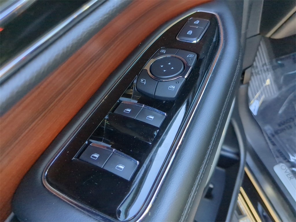 Certified 2021 Lincoln Navigator Reserve image 17