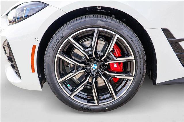 Used 2025 BMW 430i xDrive w/ M Sport Package image 9