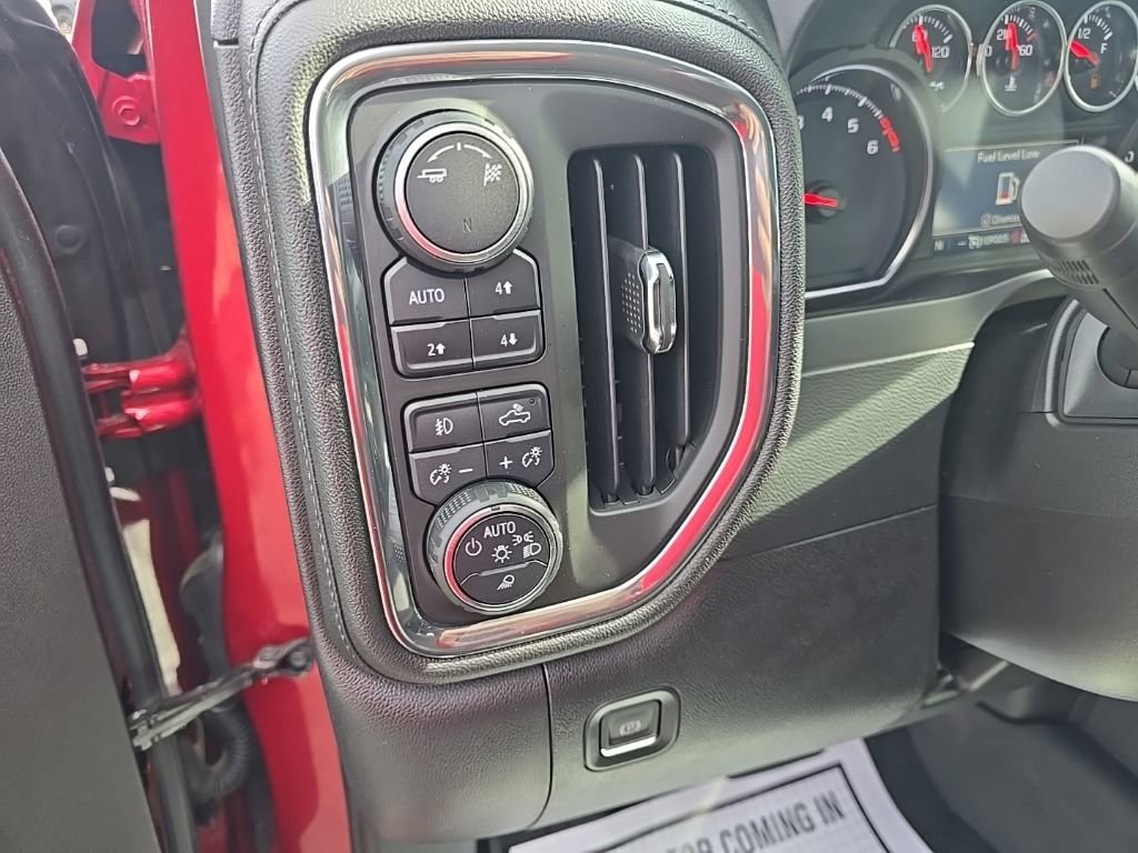 Used 2019 Chevrolet Silverado 1500 RST AWD/4WD image 12