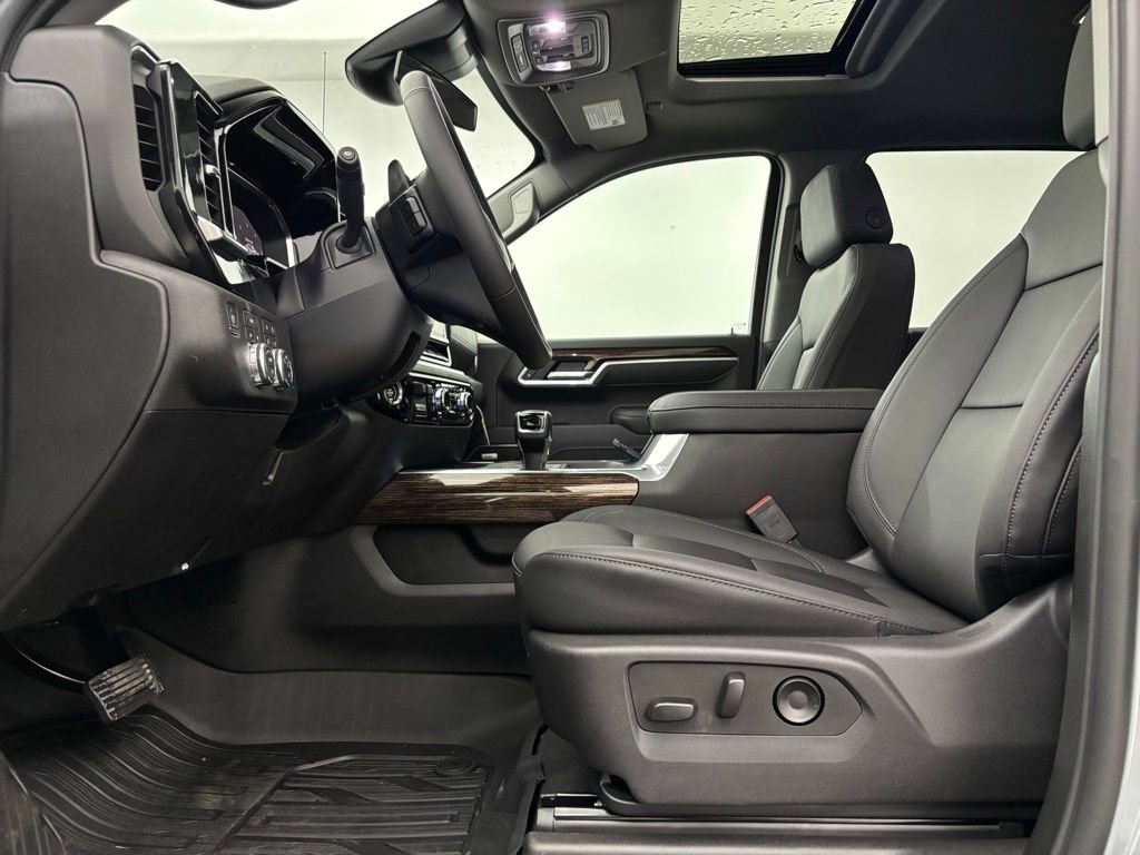 New 2026 GMC Sierra 1500 Elevation w/ Elevation Premium Package image 7