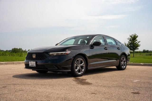 Used 2024 Honda Accord EX image 3
