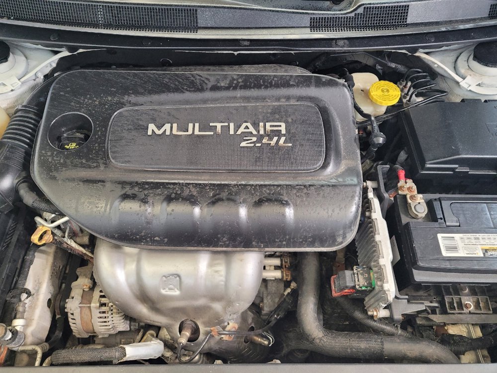 Used 2016 Chrysler 200 Limited Platinum image 30