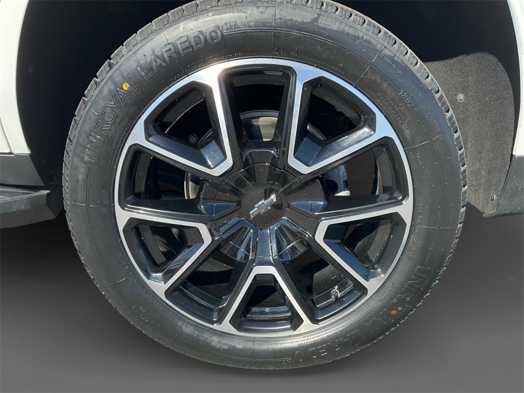 Used 2021 Chevrolet Tahoe RST w/ Luxury Package image 8