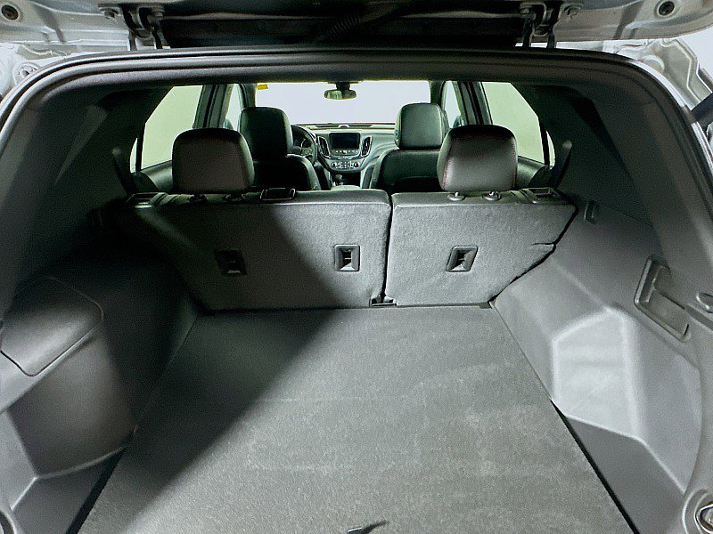 Used 2023 Chevrolet Equinox RS w/ RS Leather Package image 27