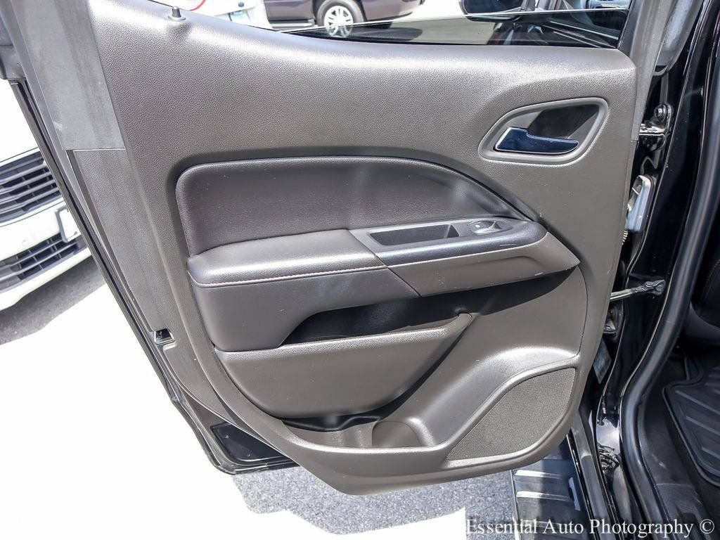 Used 2015 GMC Canyon SLE w/ All-Terrain Package AWD/4WD image 20
