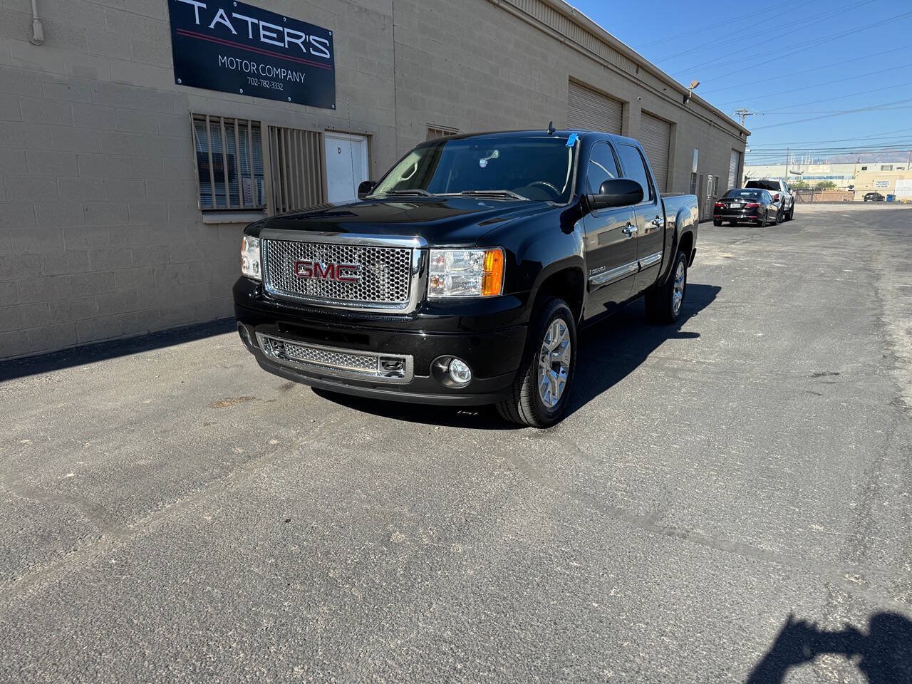 Used 2008 GMC Sierra 1500 Denali AWD/4WD image 3