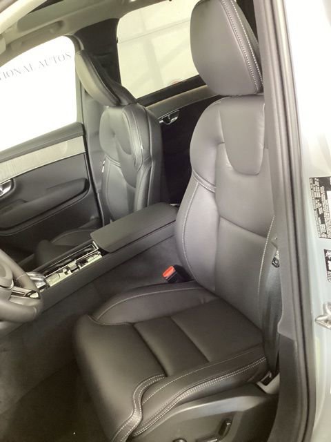 New 2026 Volvo XC90 B6 Ultra w/ Protection Package image 13