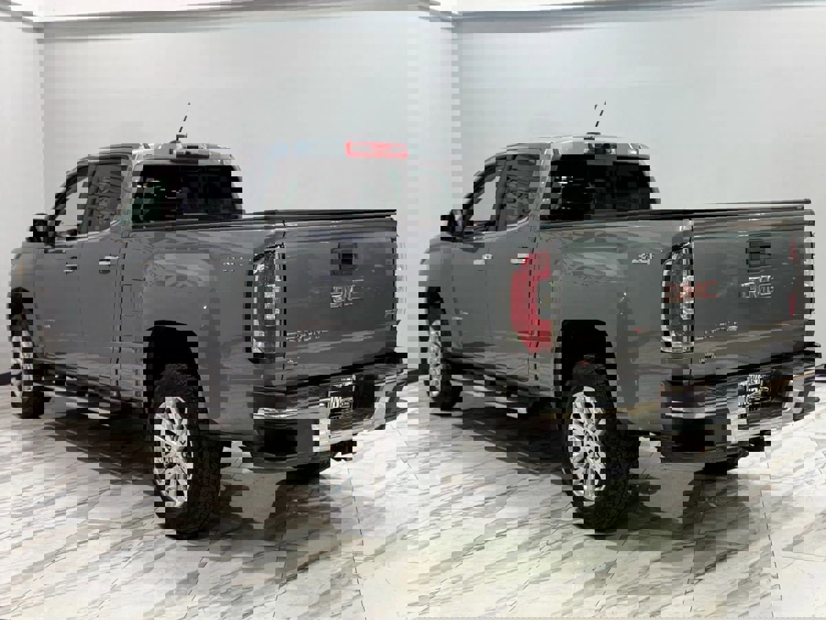 Used 2018 GMC Canyon SLT w/ Driver Alert Package image 9