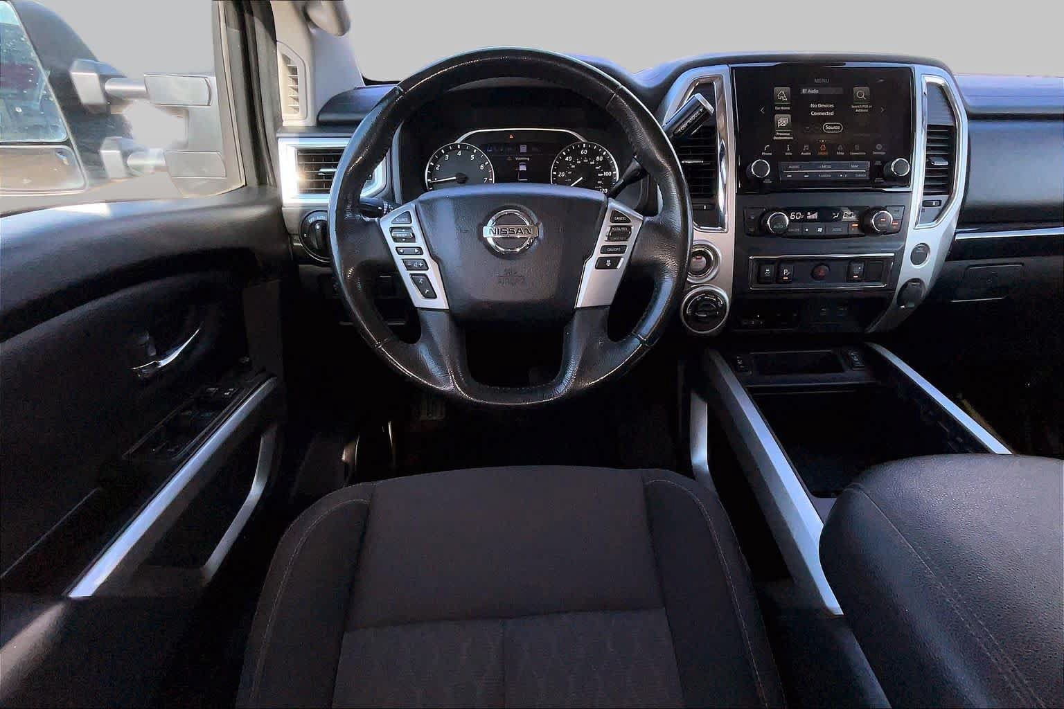 Used 2021 Nissan Titan SV w/ SV Convenience Package AWD/4WD image 5