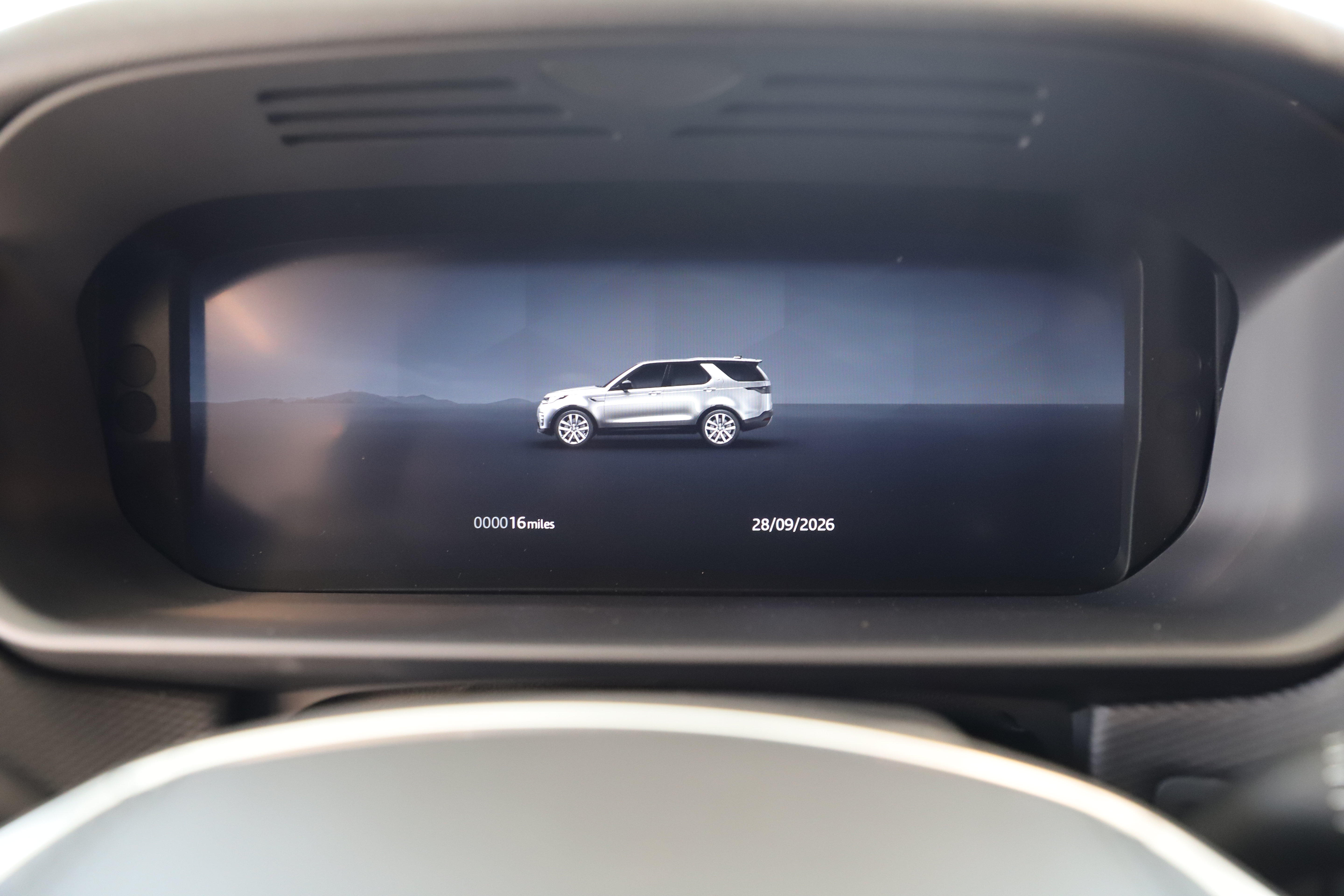 New 2026 Land Rover Discovery Dynamic SE AWD/4WD image 19