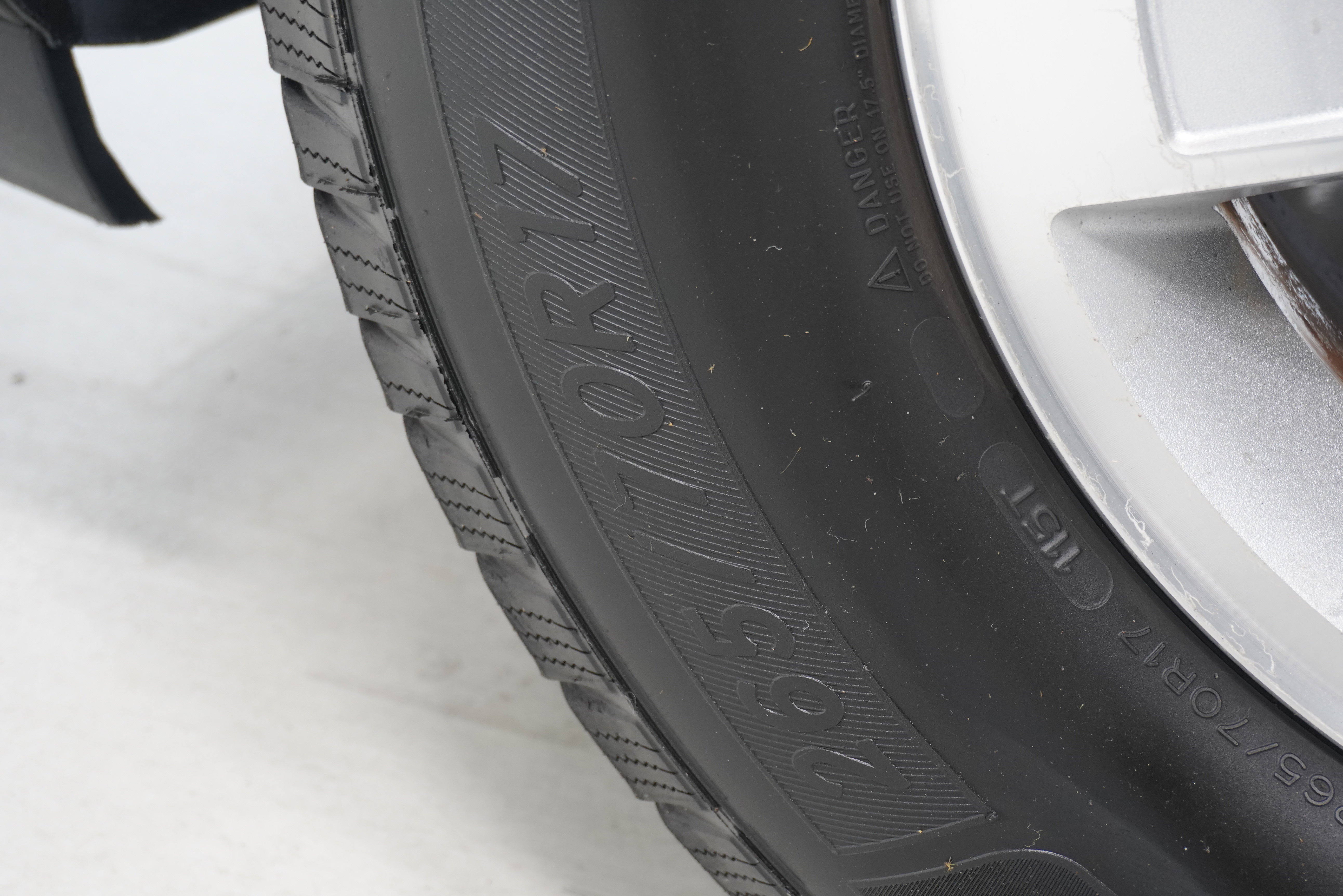 Used 2014 GMC Yukon XL SLT image 29