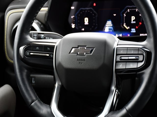 Used 2024 Chevrolet Colorado ZR2 w/ ZR2 Convenience Package III image 25