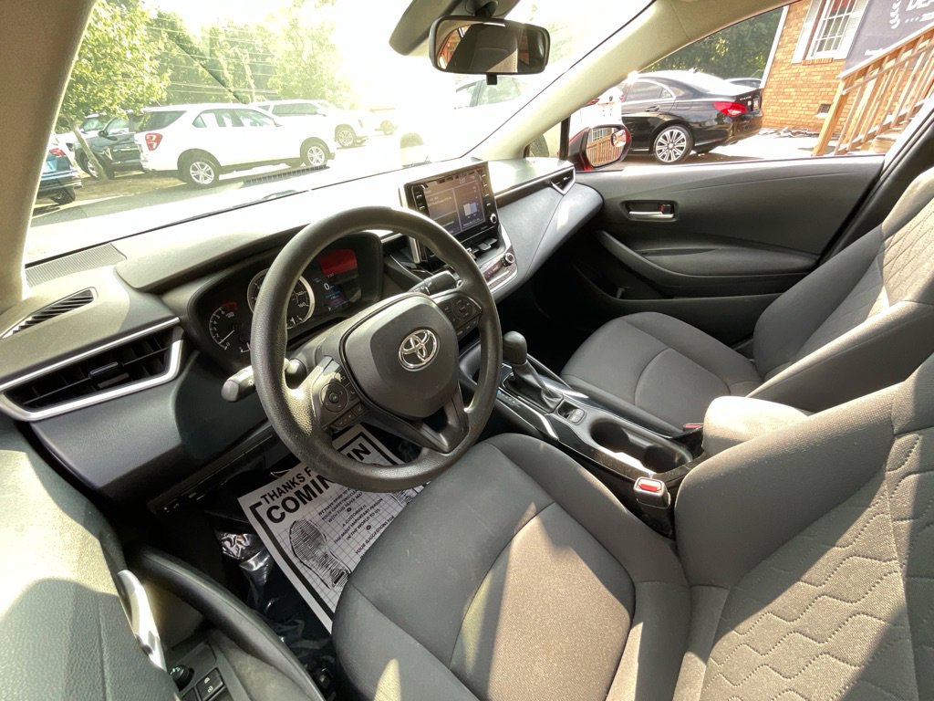 Used 2021 Toyota Corolla LE image 15